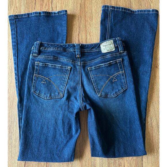Unionbay Vtg Dark Wash Mid Rise Flare Jeans Size 5 - Picture 3 of 6